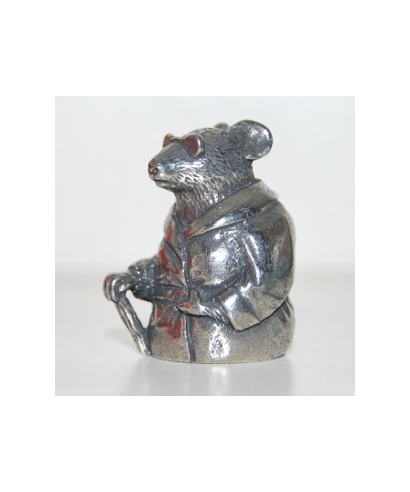 The three blind mice -first mouse
