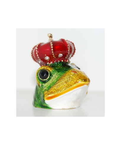 Frog in the crown
